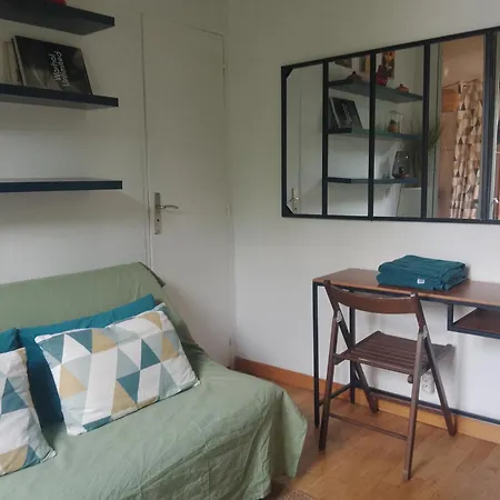 Appartement Charming New In Montmartre Les Abbesses *